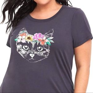 Nwt floral cat grey T-shirt. Torrid! Size 1 14/16